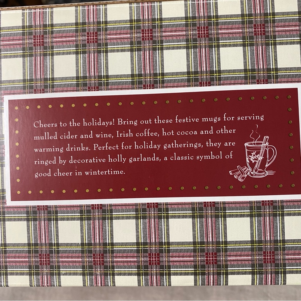 William Sonoma Holly Berry Glass Holiday Christmas Cozy Mugs Set Of 4 16 Oz NIB - Picture 8 of 8
